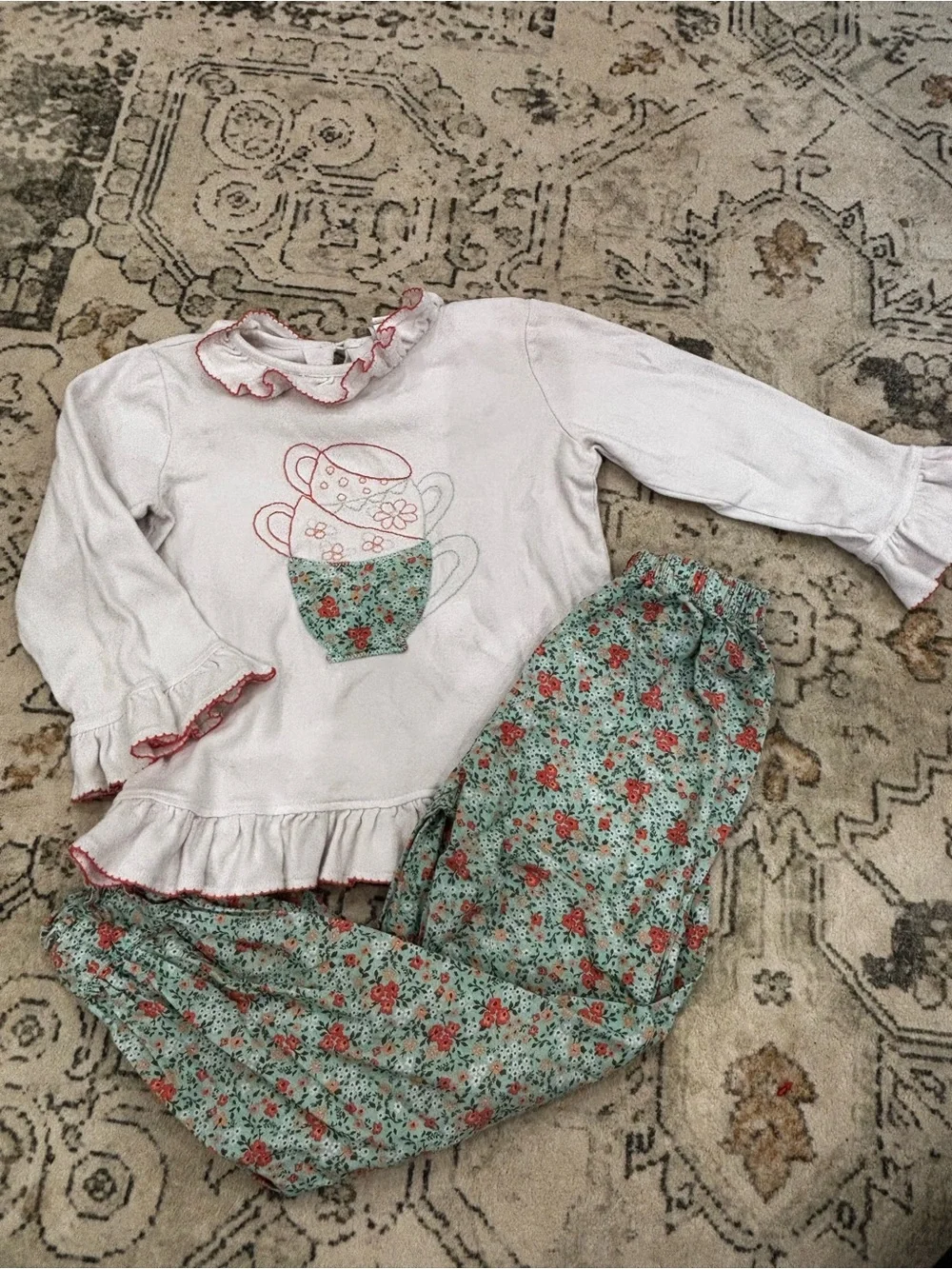 Shrimp and grits Girls White & Mint Floral Cup matching Set - Brand